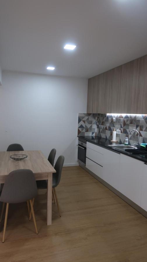 Apartamento Renovado No Centro Da Cidade - Casa4 Coimbra Bagian luar foto